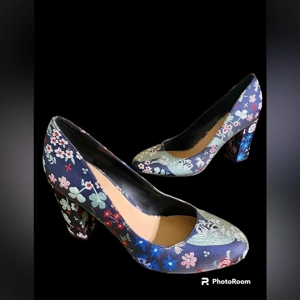 INDIGO rd. NWOB- size 9.5 Chunky High 4” Heels. Eastern inspired fabric. New!